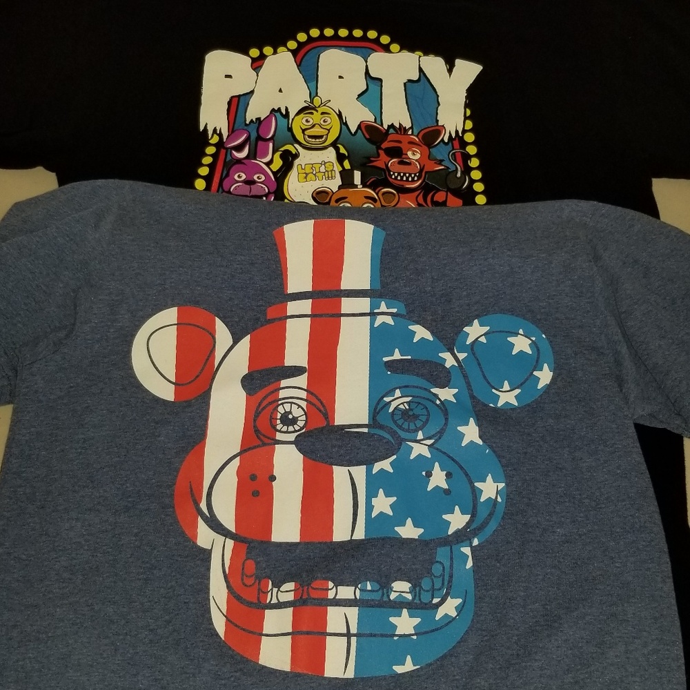 Five Nights AT Freddy T-Shirts Lot of 2 Sz X Large